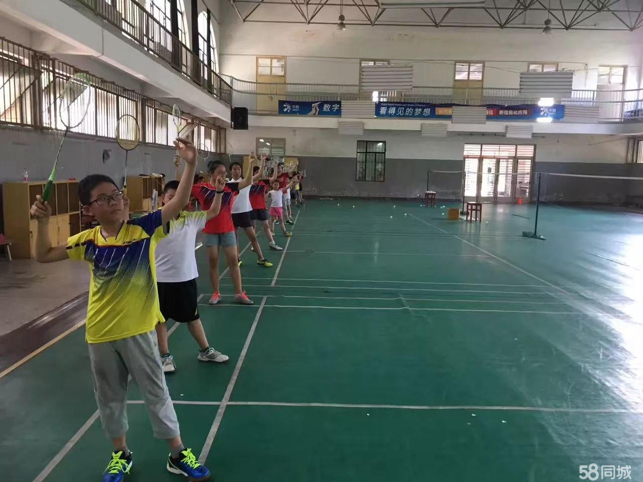 {老虎機}(如何提升羽毛球课教学效果)